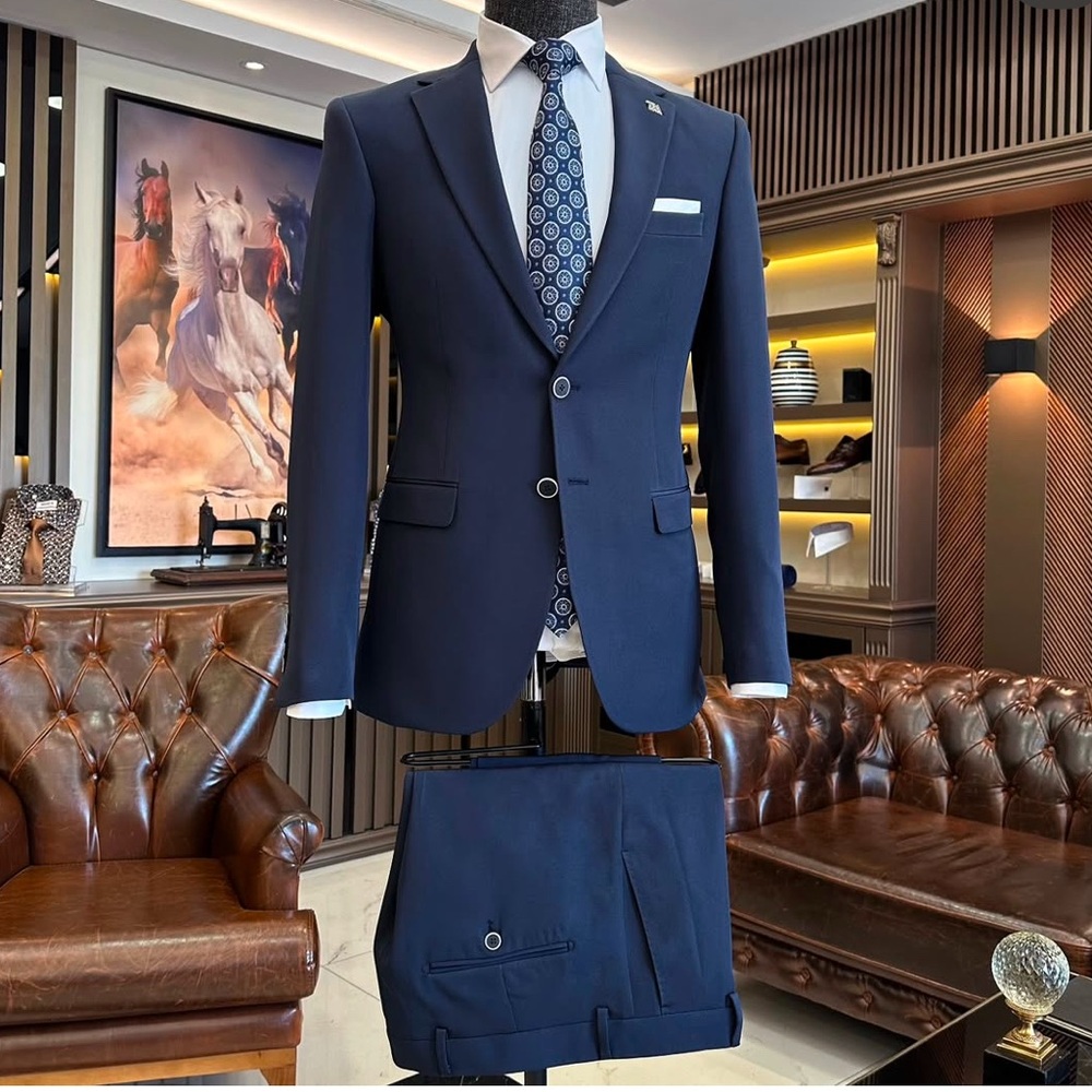 New Navy Blue Tailored Fit Suit  Jacket Large/ 40R Pants 32
